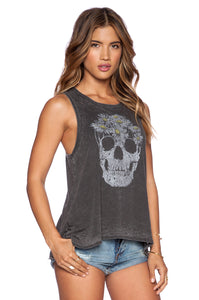 BURNOUT SKULL TEE WITH DAISIES