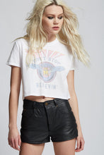 Load image into Gallery viewer, JOURNEY DON&#39;T STOP BELIEVIN&#39; CROP TEE
