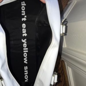 LARGE SKI SCHLEPP BAG - "DON'T EAT YELLOW SNOW"